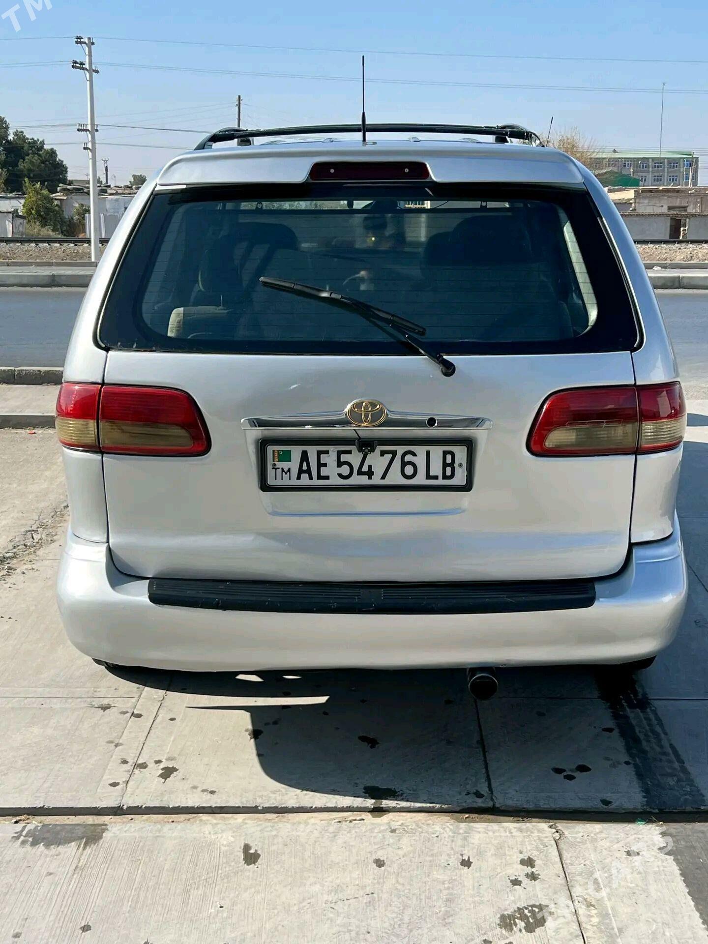 Toyota Sienna 2001 - 135 000 TMT - Туркменабат - img 3