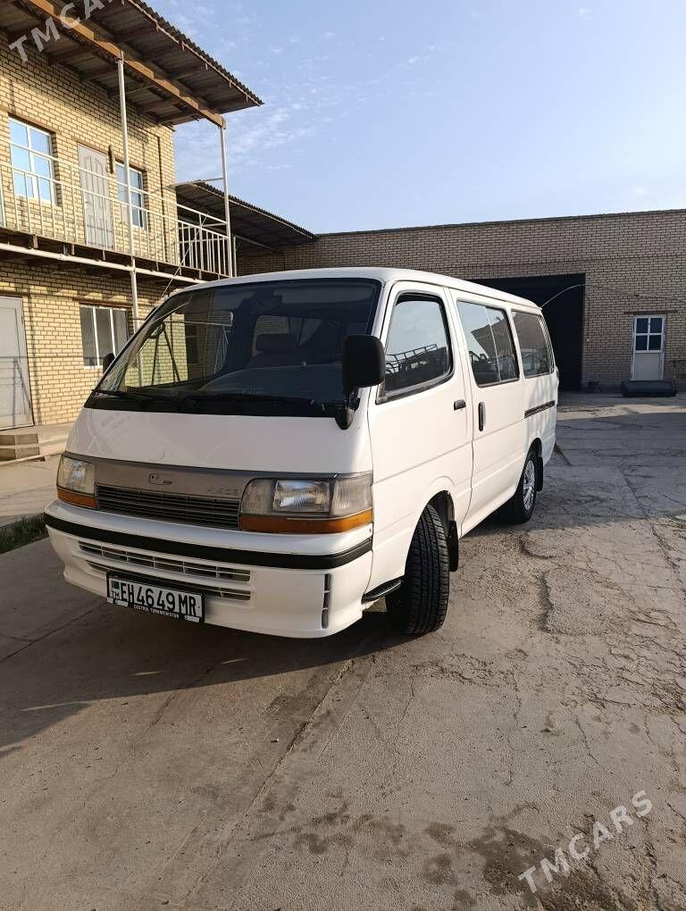 Toyota Hiace 1993 - 60 000 TMT - Сакарчага - img 1