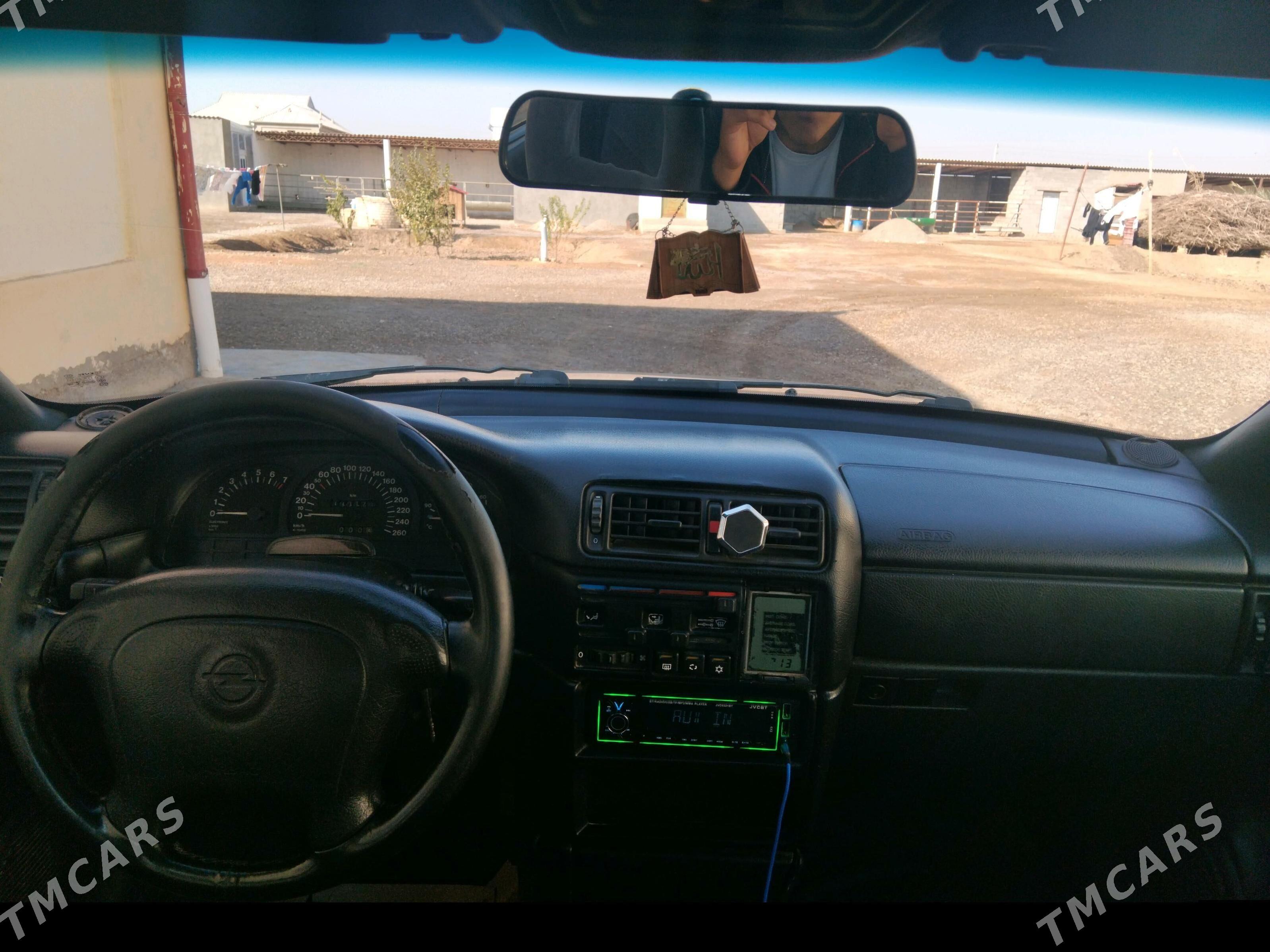 Opel Vectra 1995 - 45 000 TMT - Векильбазар - img 6