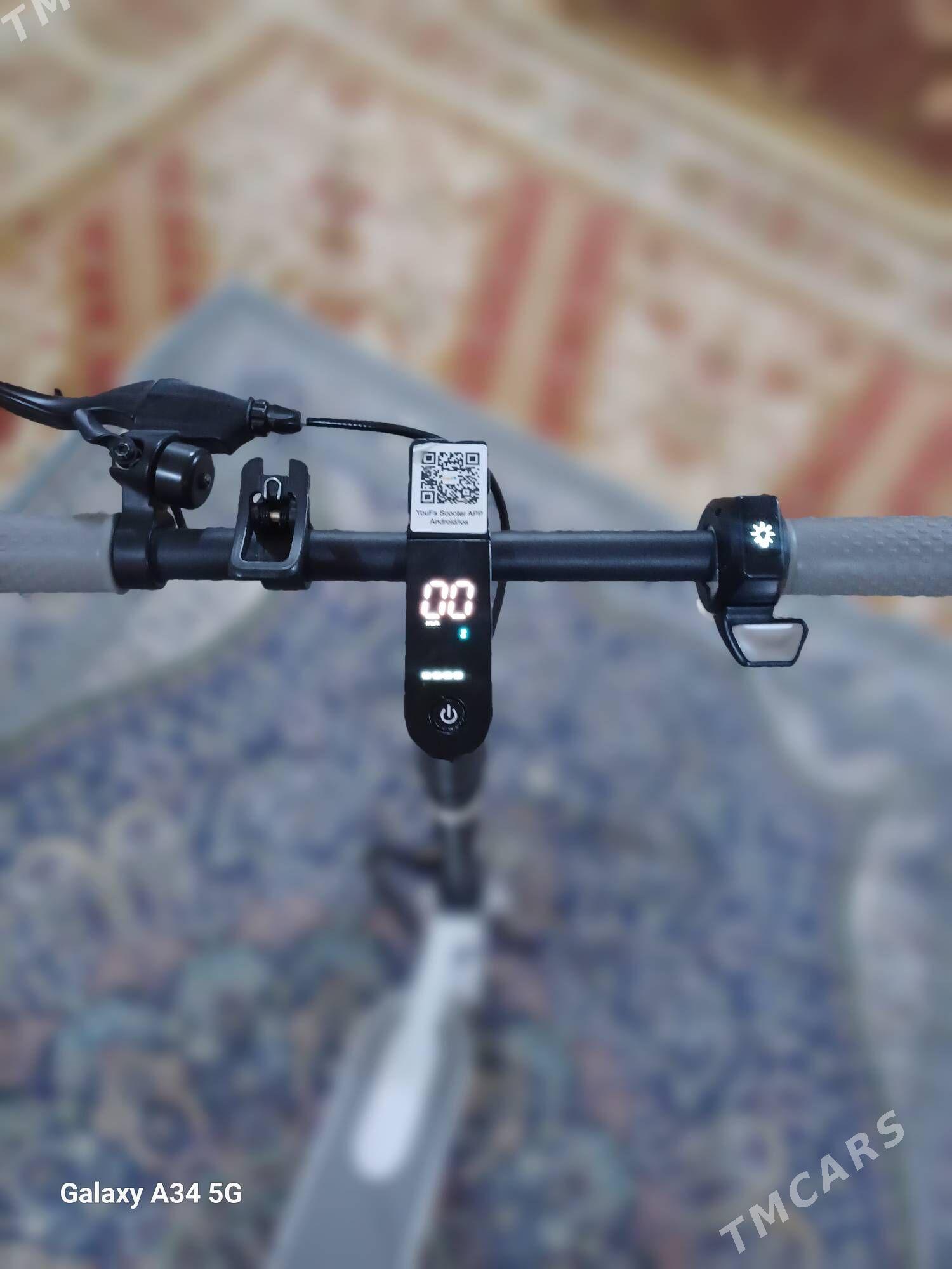 scooter - Sarahs - img 3