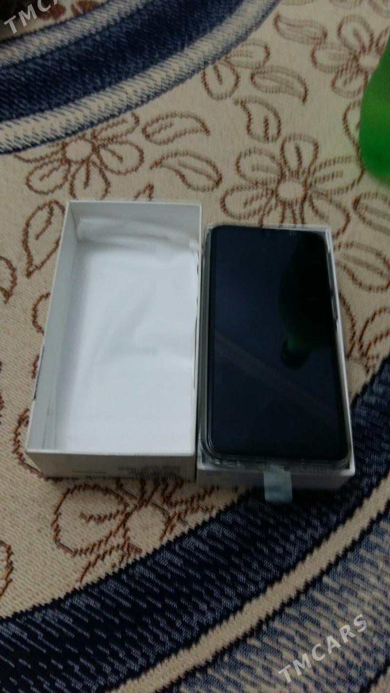 A40 SAMSUNG А40 САМСУНГ 4.64 - Aşgabat - img 2
