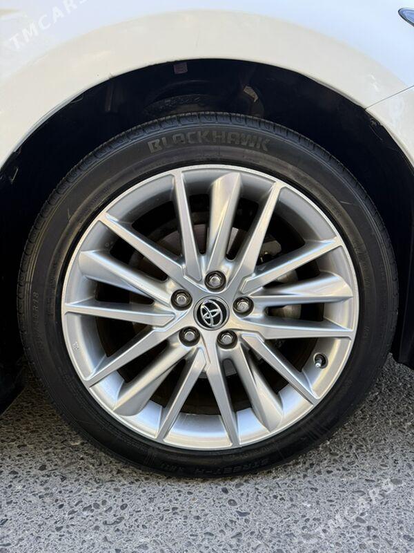 Toyota Camry 2021 - 290 000 TMT - Ашхабад - img 4