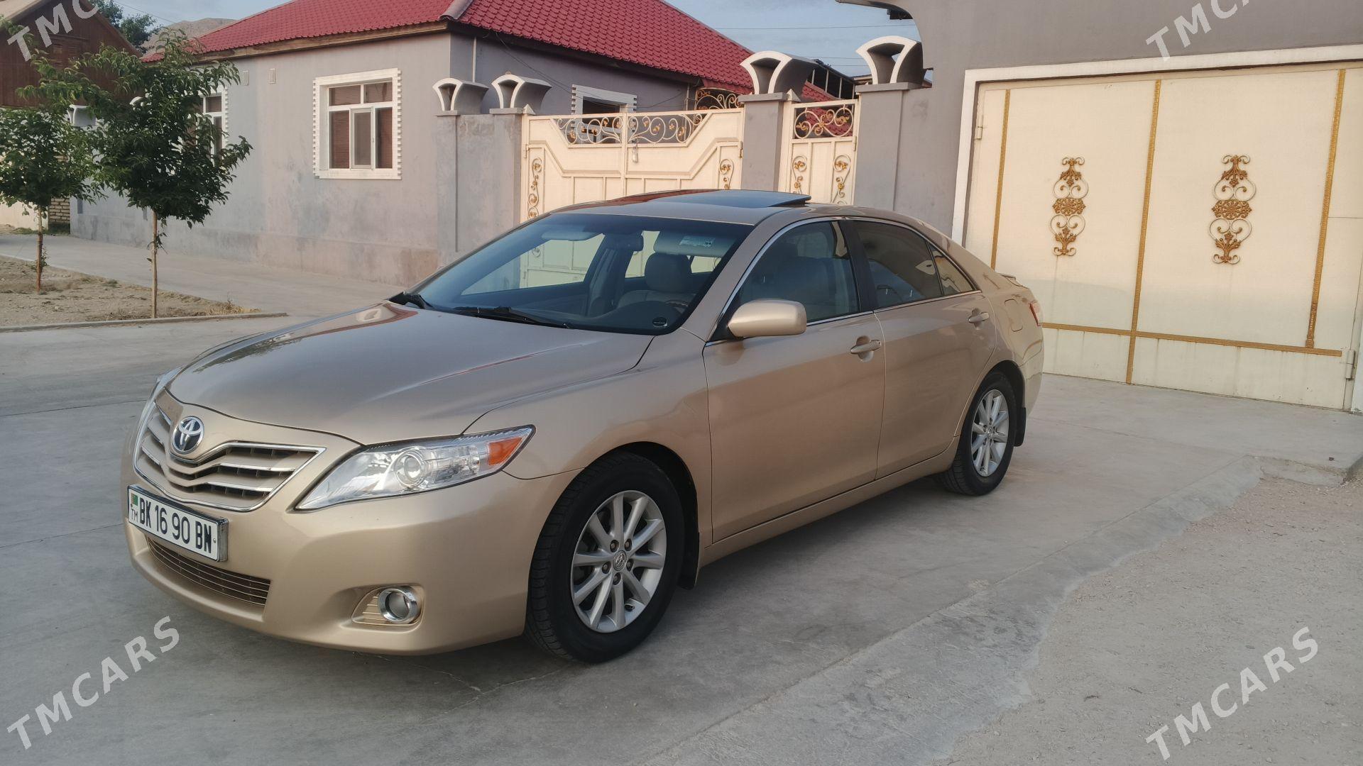 Toyota Camry 2010 - 240 000 TMT - Balkanabat - img 3