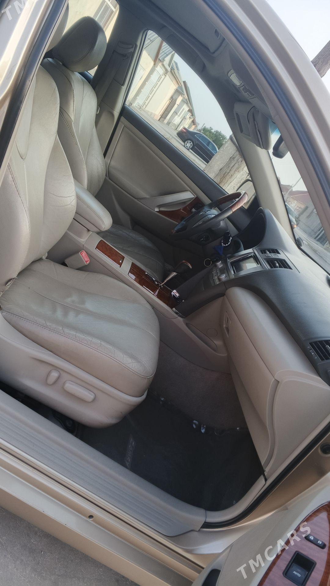 Toyota Camry 2010 - 240 000 TMT - Balkanabat - img 7