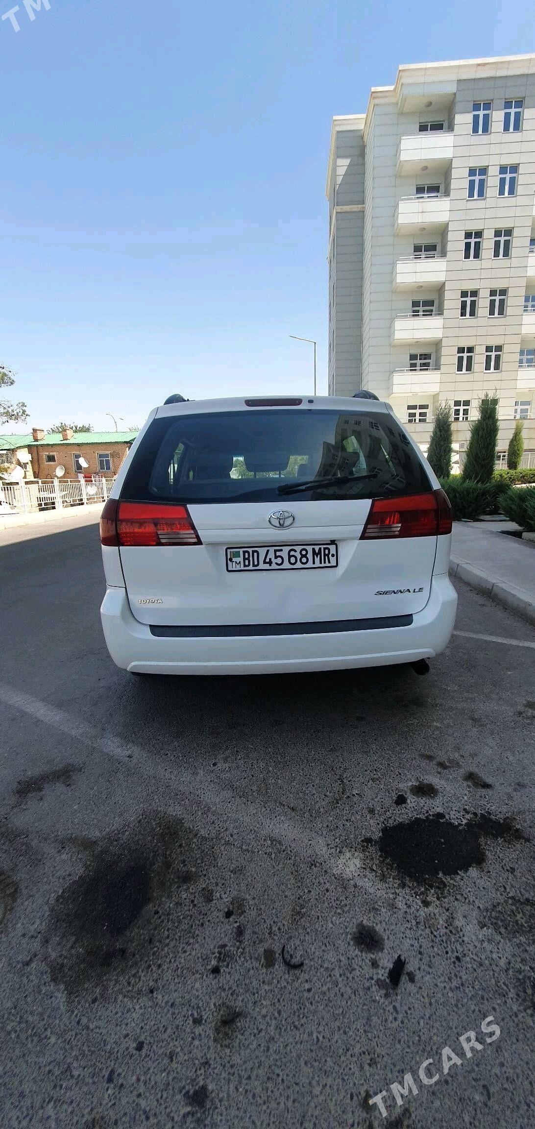 Toyota Sienna 2004 - 210 000 TMT - Мары - img 6