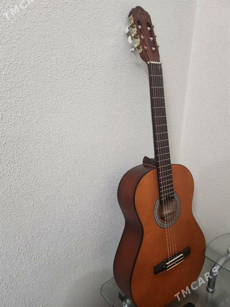 Gitara saz guraly - Ялкым - img 1