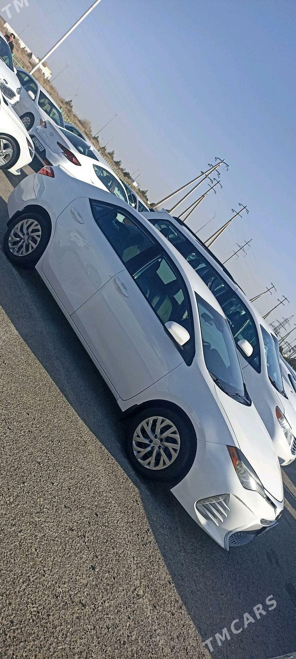 Toyota Corolla 2017 - 198 000 TMT - Ашхабад - img 1