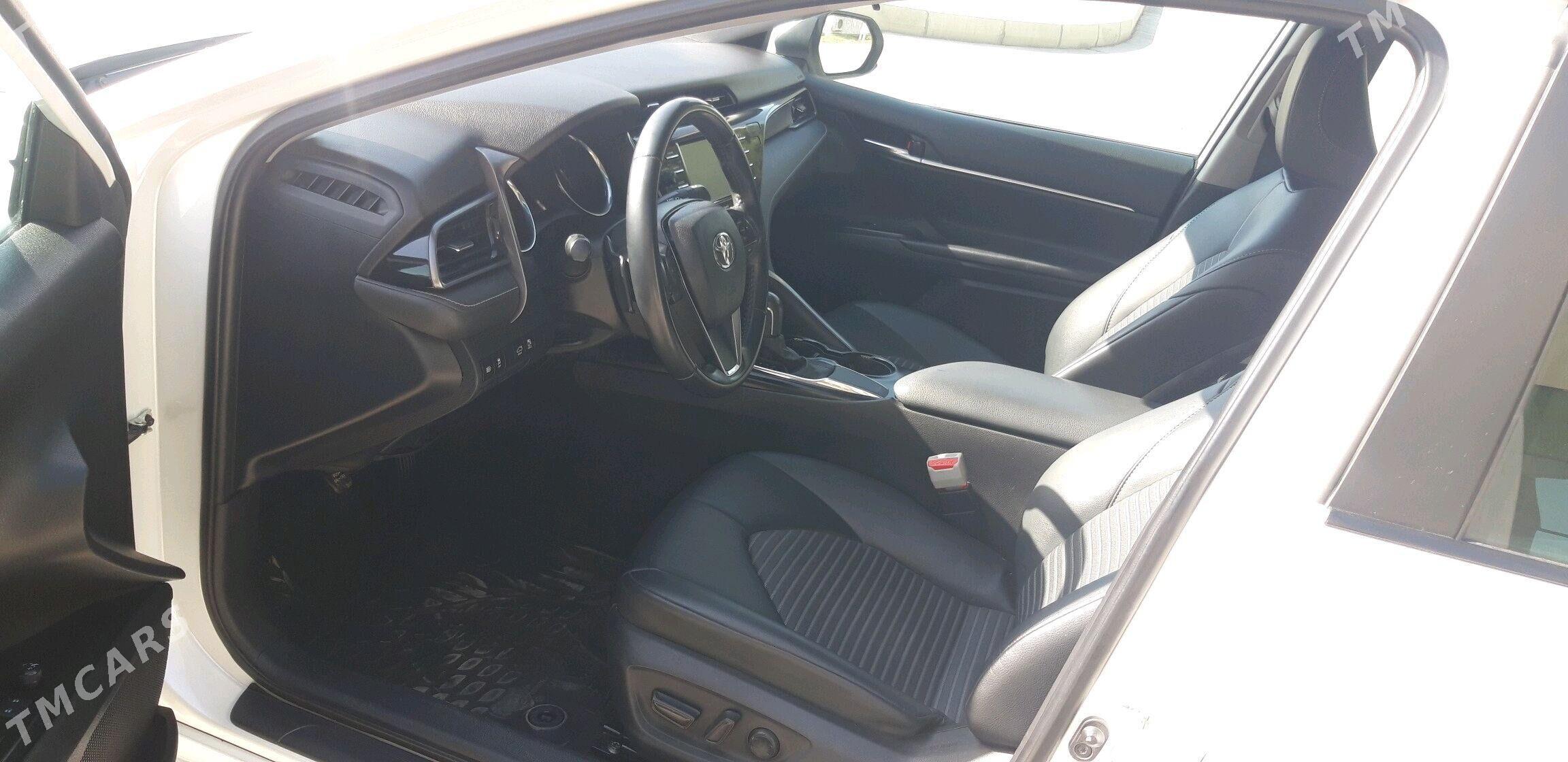 Toyota Camry 2021 - 295 000 TMT - Мары - img 5