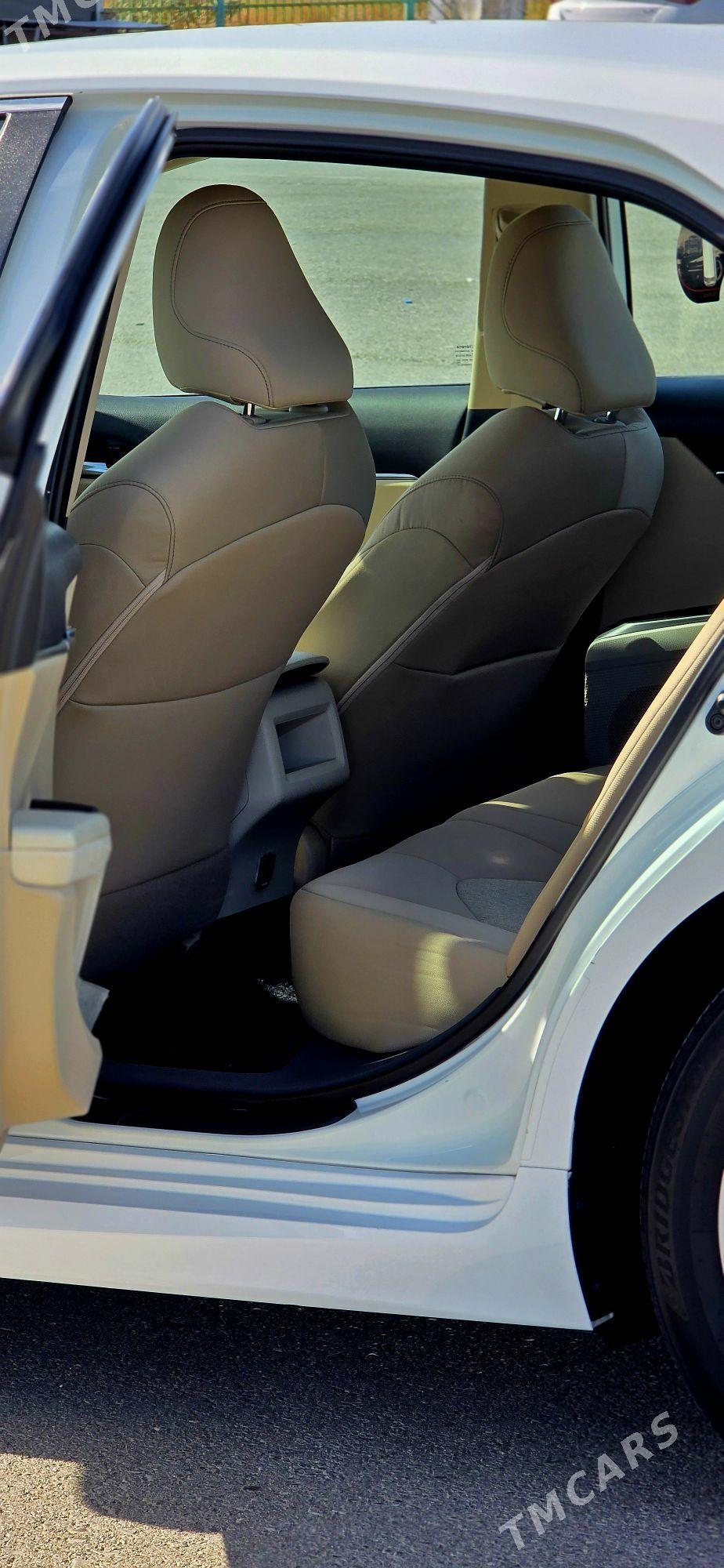 Toyota Camry 2021 - 350 000 TMT - Ашхабад - img 8