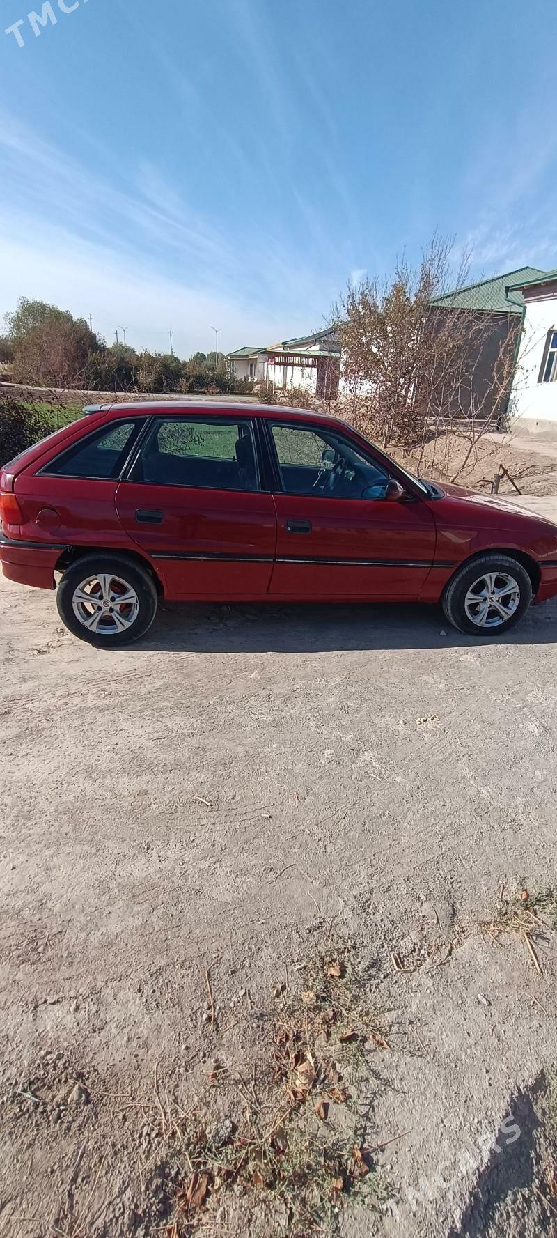 Opel Astra 1992 - 30 000 TMT - Дашогуз - img 3