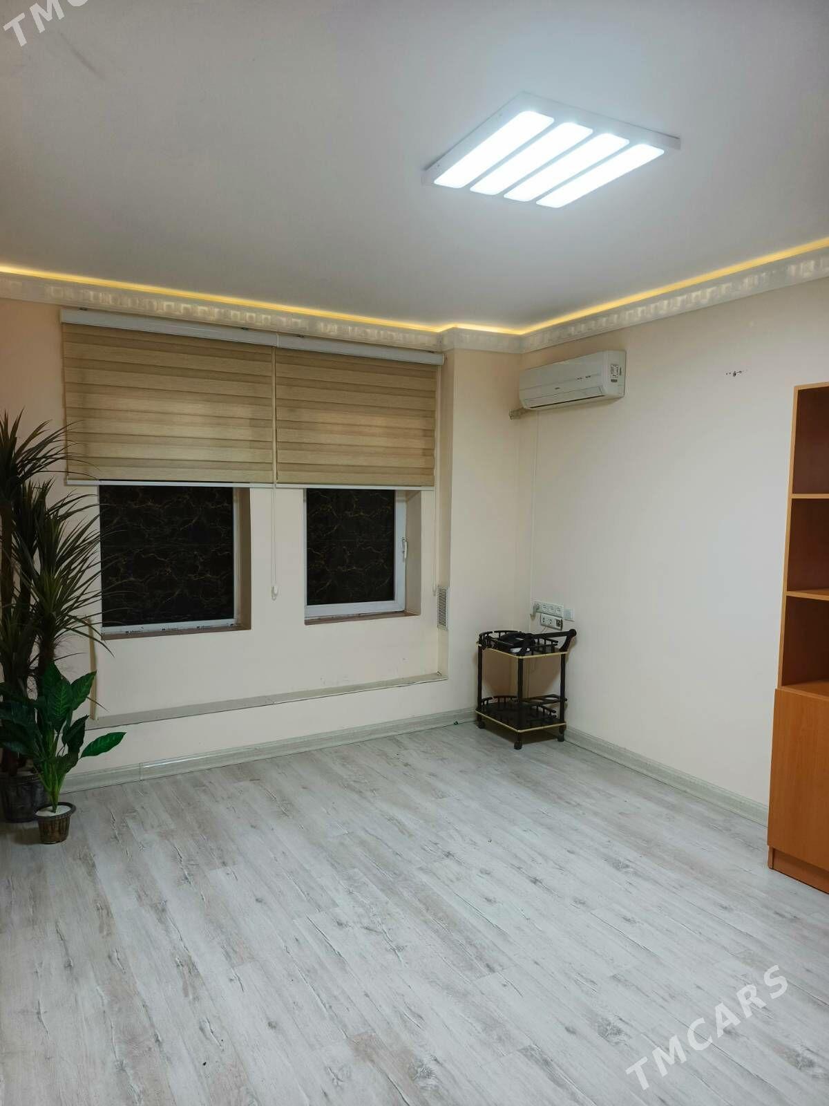 ОФИС ГАУДАН "В" МИР АЙТАКОВА - Howdan "W" - img 3