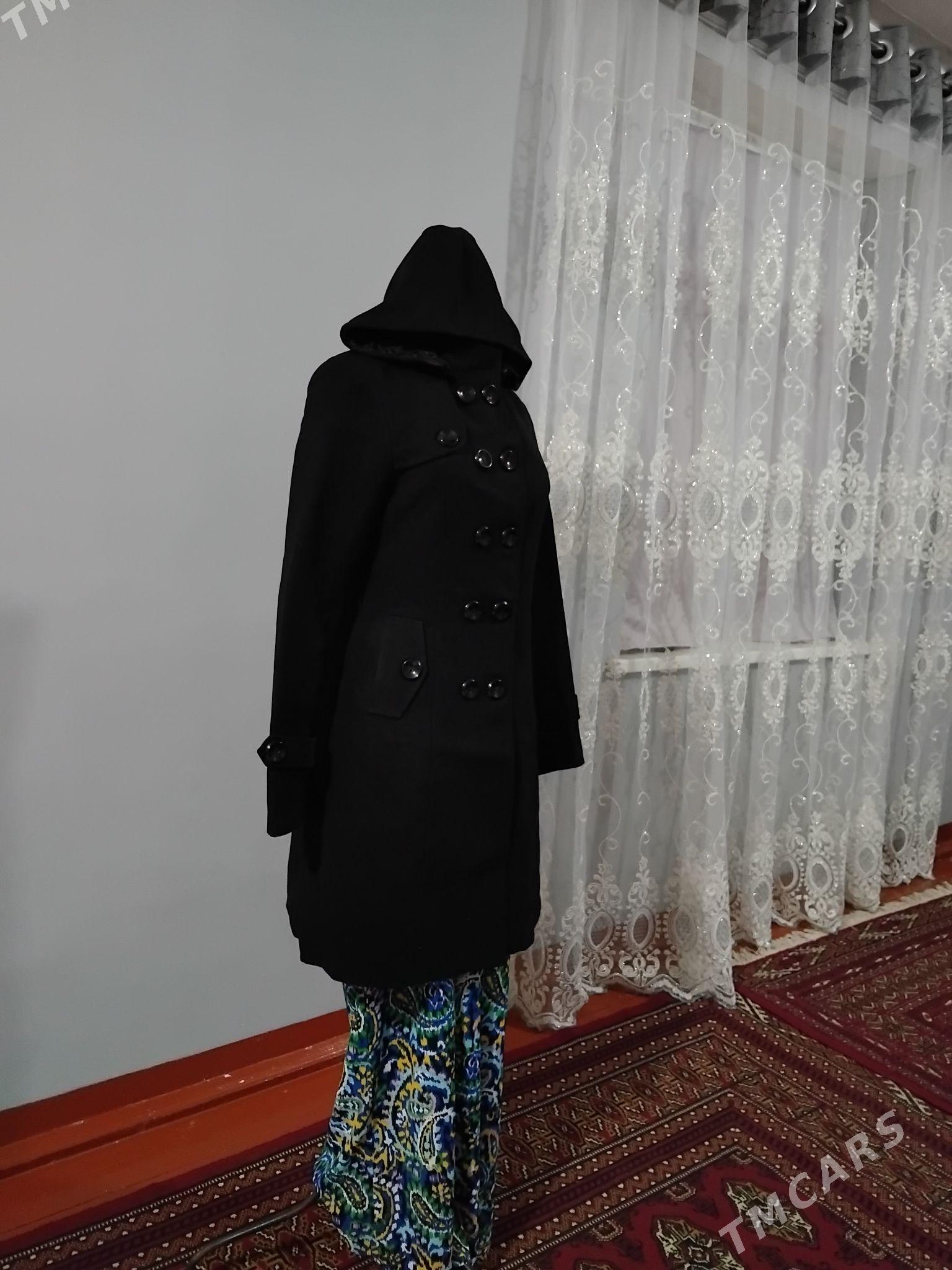 palto.kurtka - Гурбансолтан Едже - img 6