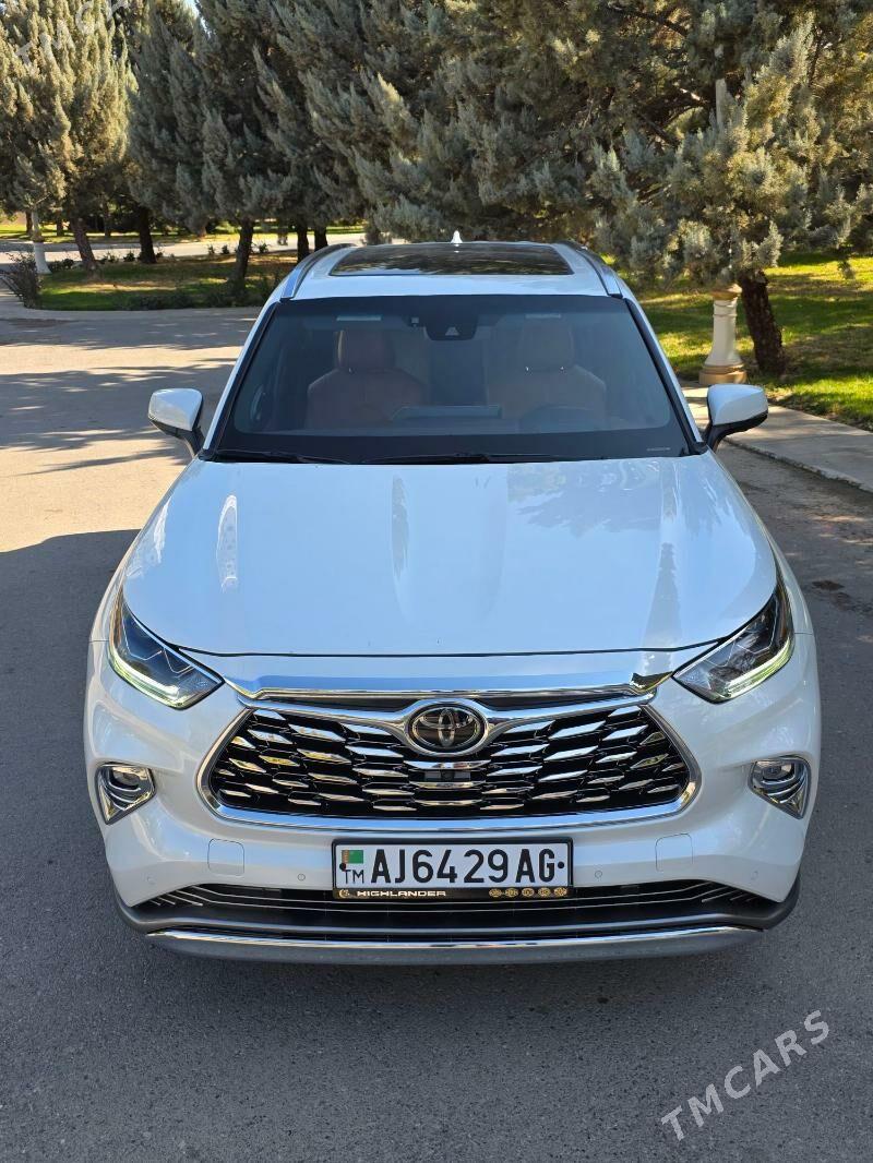 Toyota Highlander 2021 - 900 000 TMT - Кëши - img 1