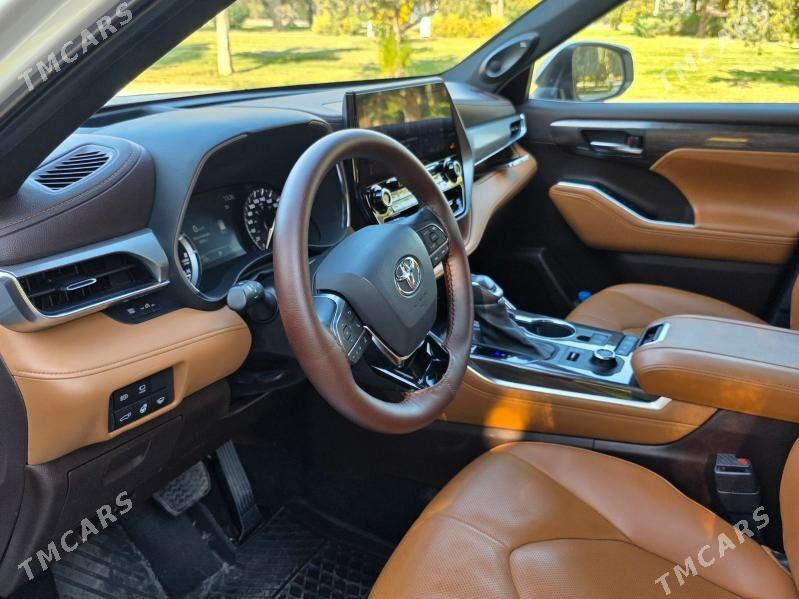 Toyota Highlander 2021 - 900 000 TMT - Кëши - img 6