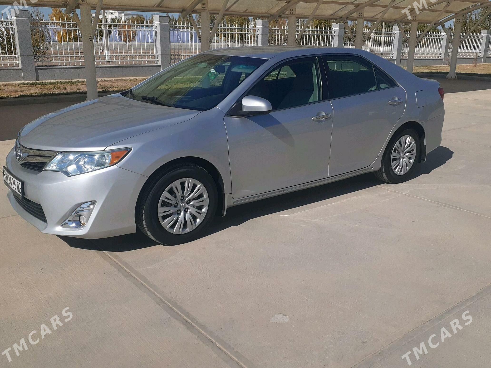 Toyota Camry 2012 - 217 000 TMT - Дашогуз - img 6