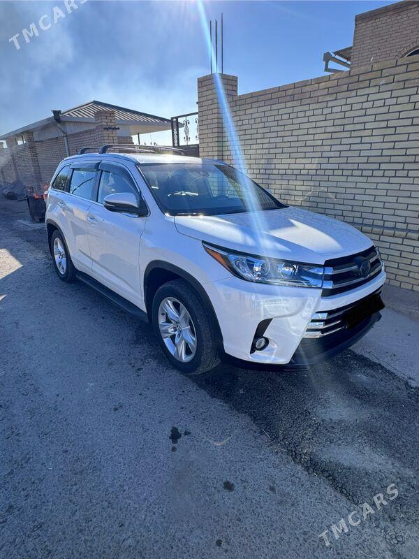 Toyota Highlander 2018 - 435 000 TMT - Туркменабат - img 2