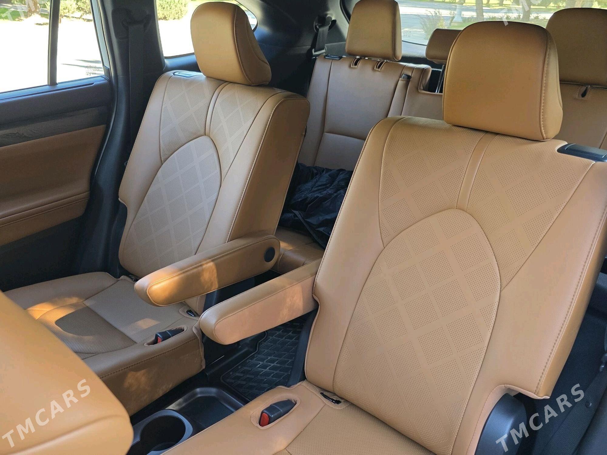 Toyota Highlander 2021 - 900 000 TMT - Ашхабад - img 5