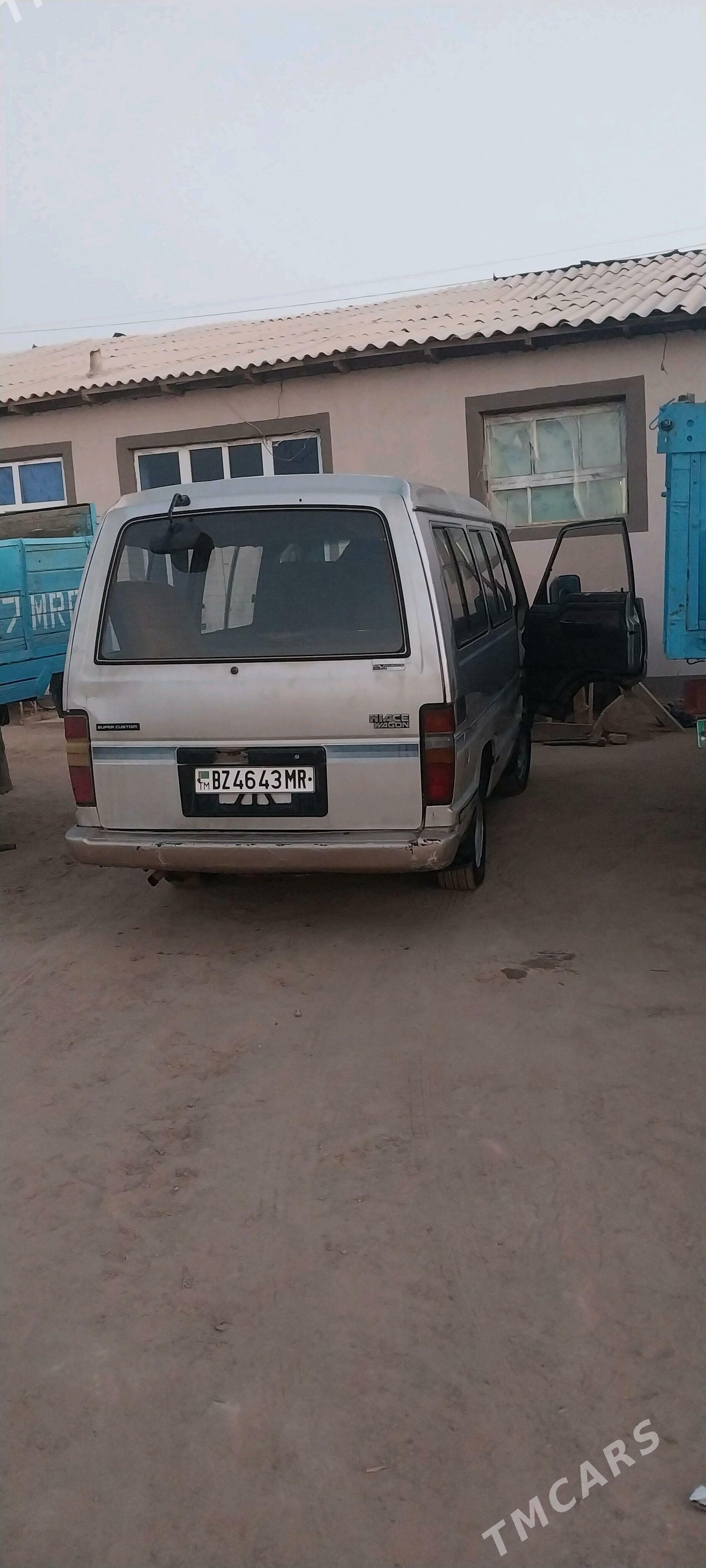 Toyota Hiace 1989 - 28 000 TMT - Mary - img 3