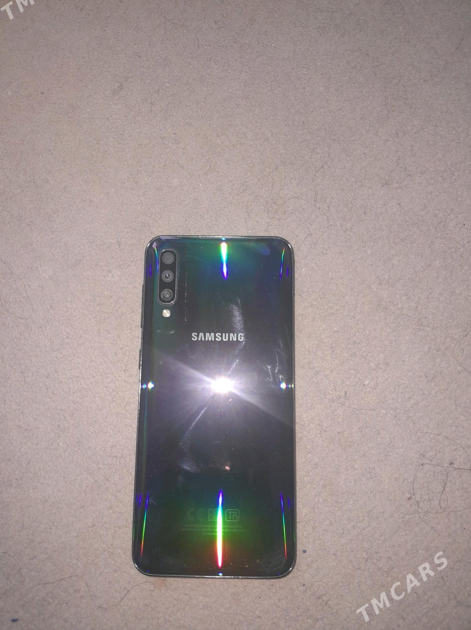 Samsung A50 - 10 мкр - img 3
