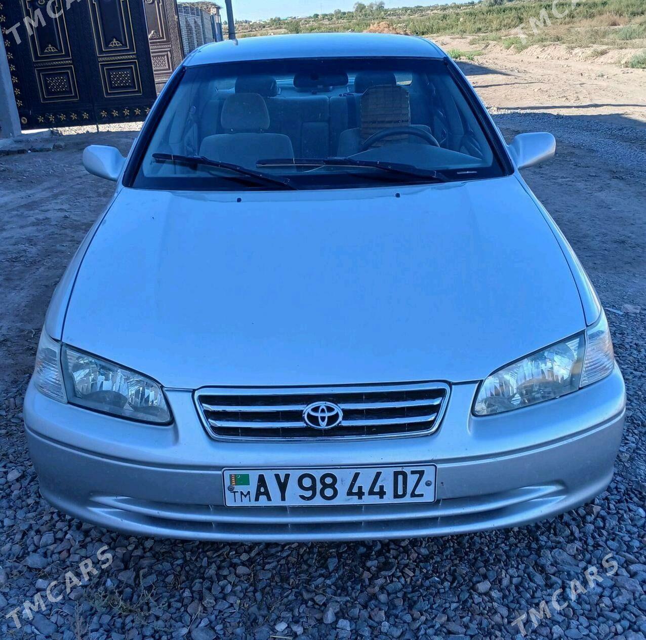 Toyota Camry 2001 - 160 000 TMT - Boldumsaz - img 1