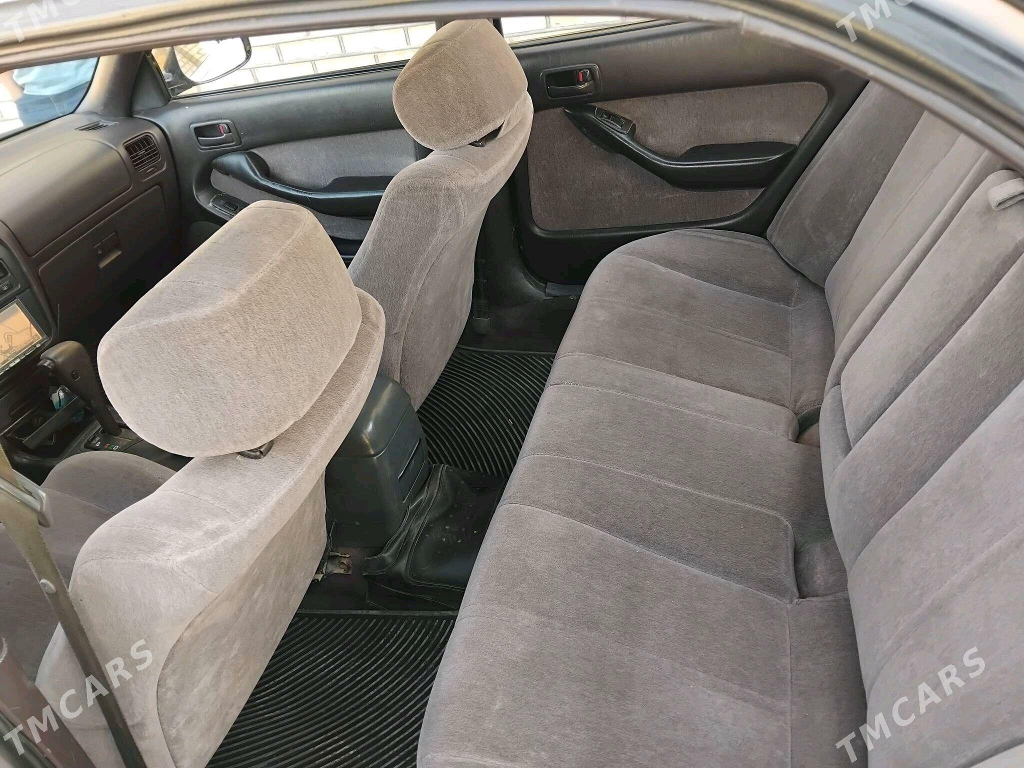 Toyota Camry 1992 - 110 000 TMT - Мары - img 6