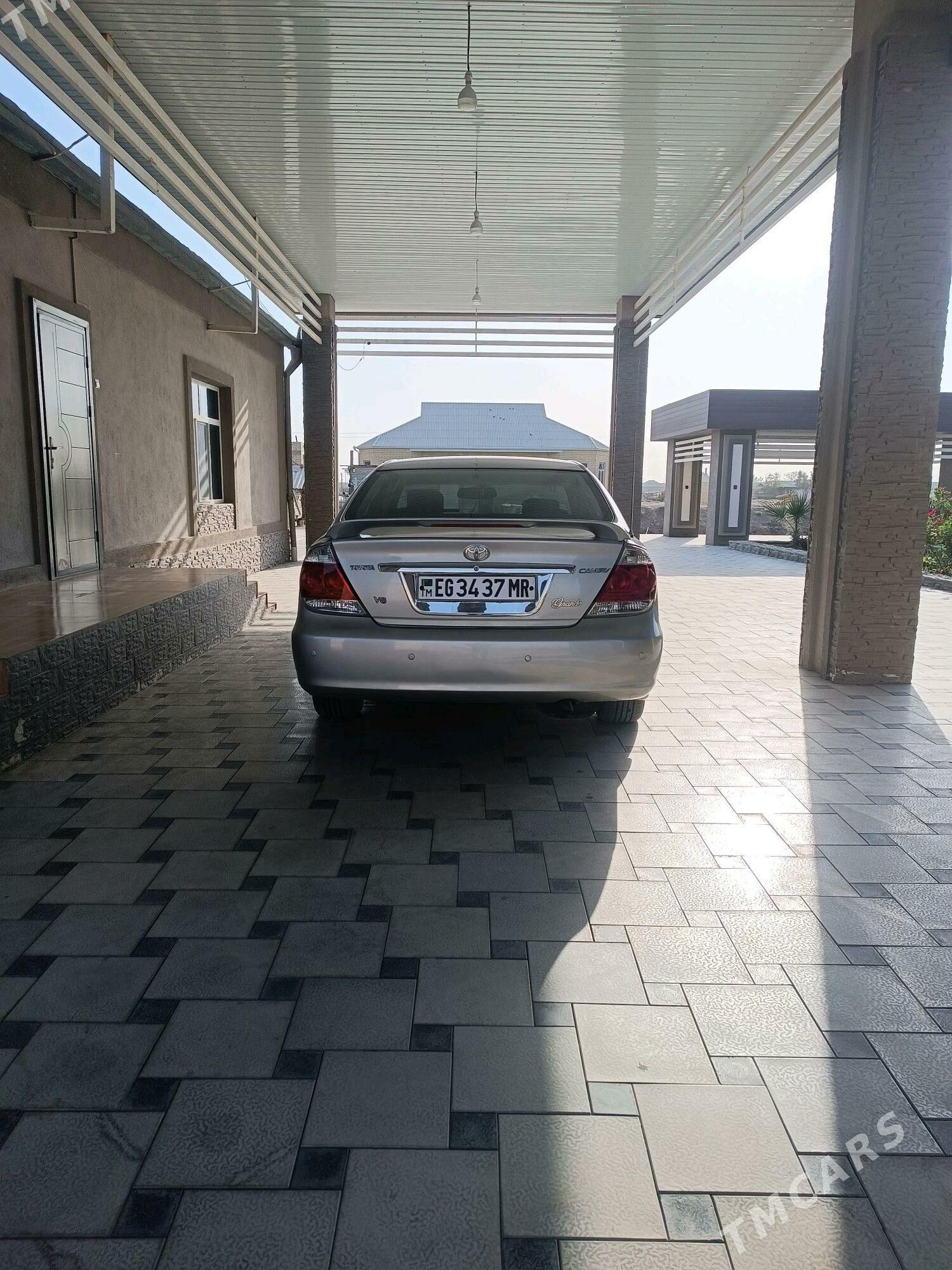 Toyota Camry 2004 - 170 000 TMT - Mary - img 4