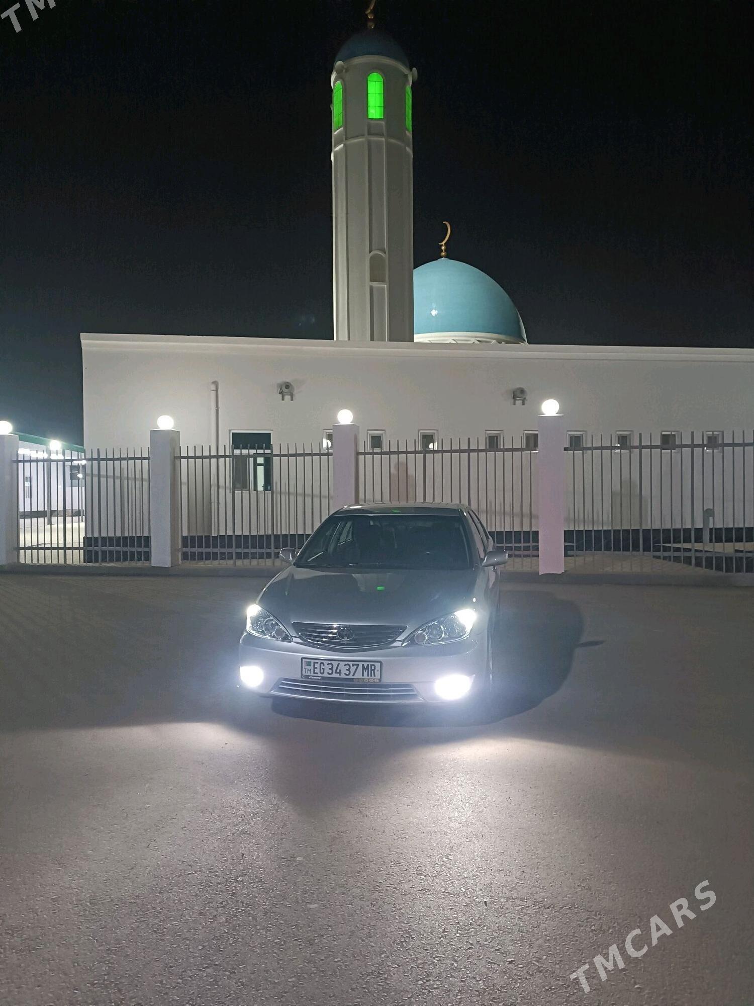 Toyota Camry 2004 - 170 000 TMT - Mary - img 3