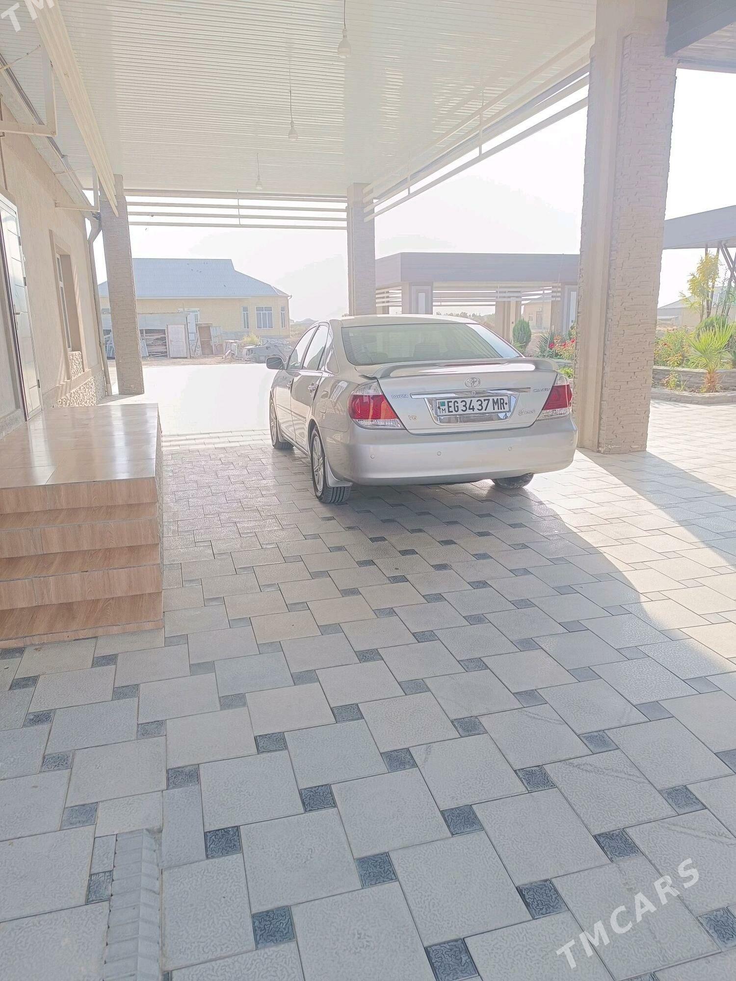 Toyota Camry 2004 - 170 000 TMT - Mary - img 1