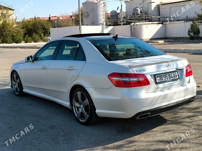 Mercedes-Benz W212 2011 - 350 000 TMT - Aşgabat - img 3