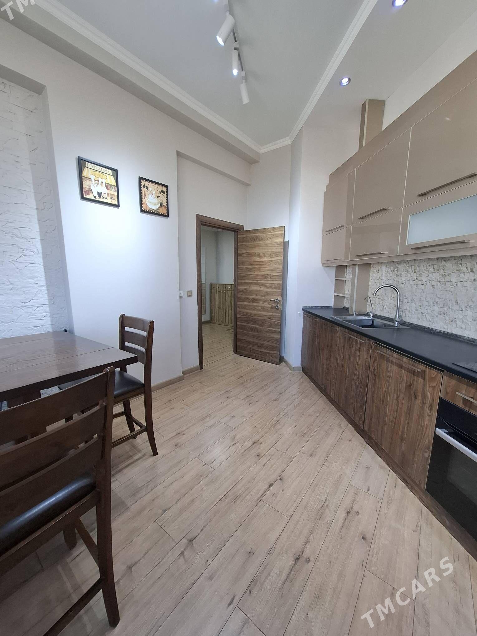 GURTLY 2017 - Gurtly - img 2