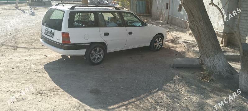 Opel Astra 1995 - 40 000 TMT - Mary - img 1