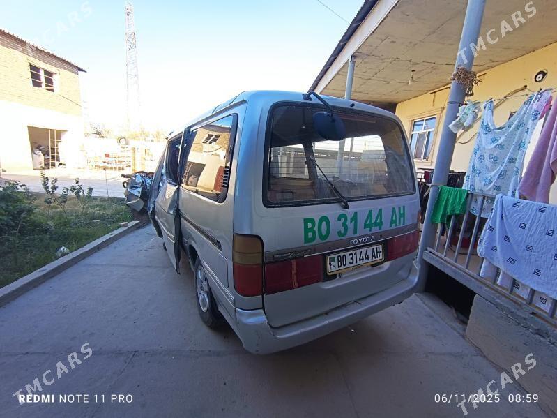 Toyota Hiace 1992 - 20 000 TMT - Теджен - img 2