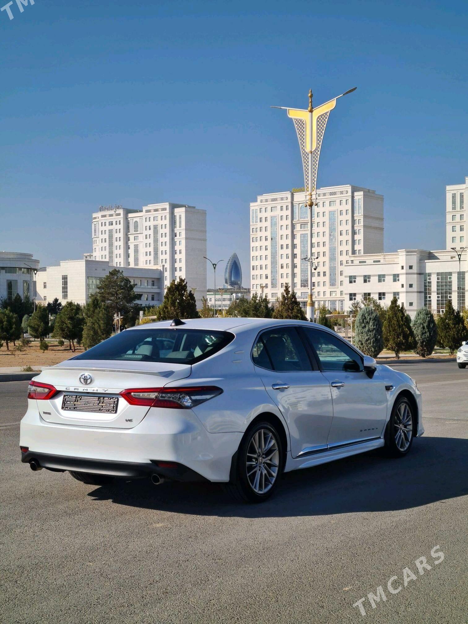Toyota Camry 2018 - 295 000 TMT - Aşgabat - img 6
