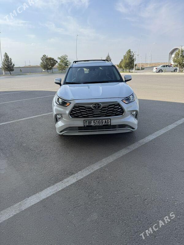 Toyota Highlander 2022 - 536 000 TMT - Aşgabat - img 1