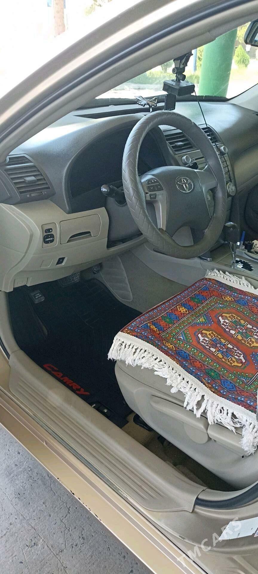 Toyota Camry 2011 - 200 000 TMT - Mary - img 8