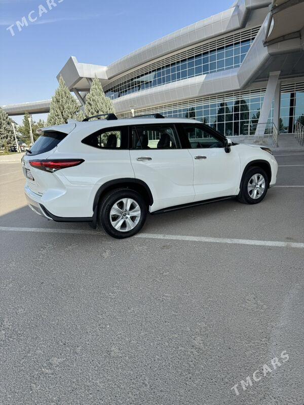Toyota Highlander 2022 - 536 000 TMT - Aşgabat - img 9