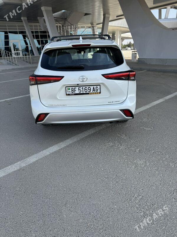 Toyota Highlander 2022 - 536 000 TMT - Aşgabat - img 7