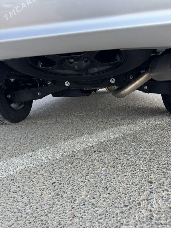 Toyota Highlander 2022 - 536 000 TMT - Aşgabat - img 8