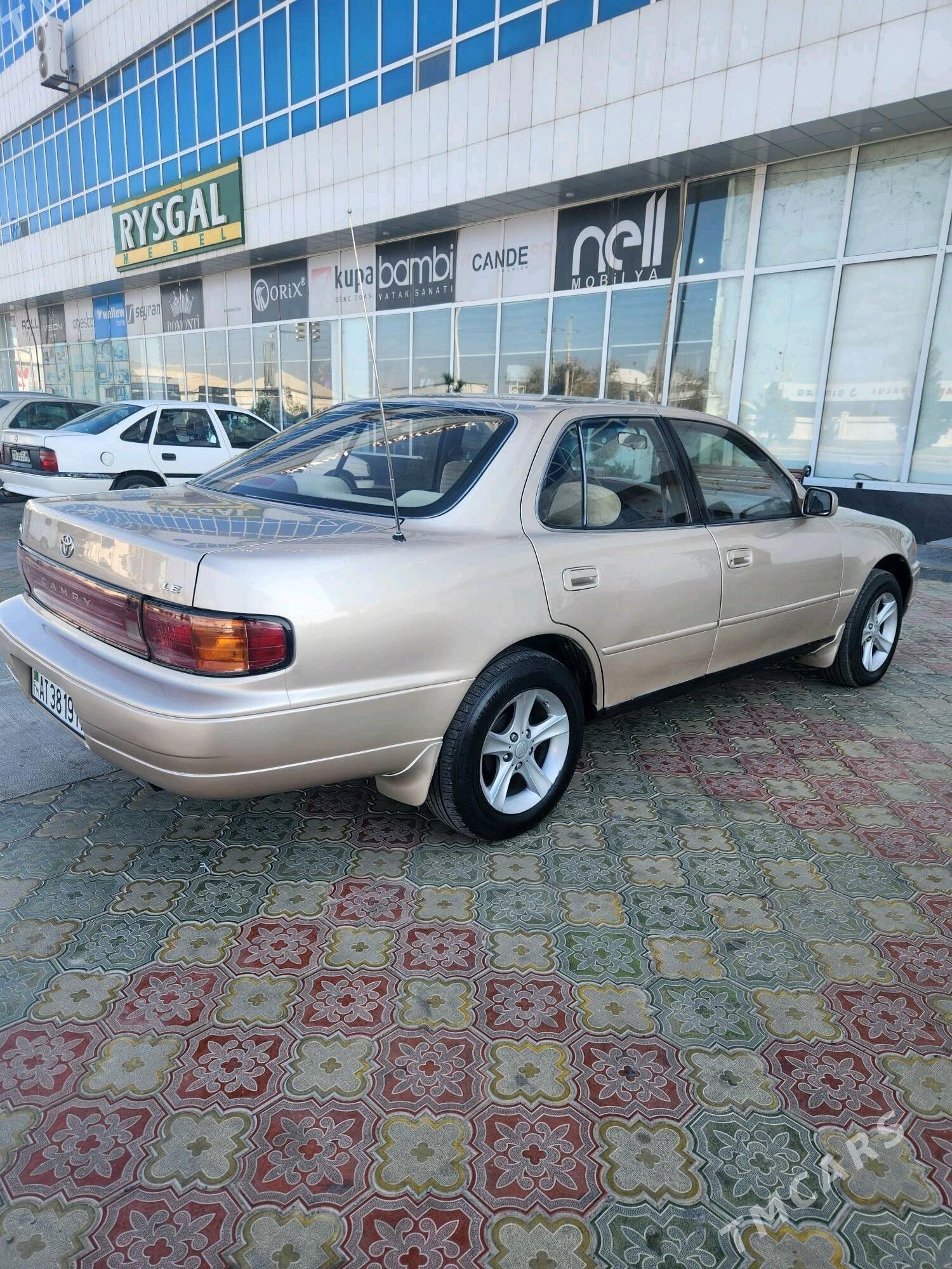 Toyota Camry 1994 - 110 000 TMT - Mary - img 3
