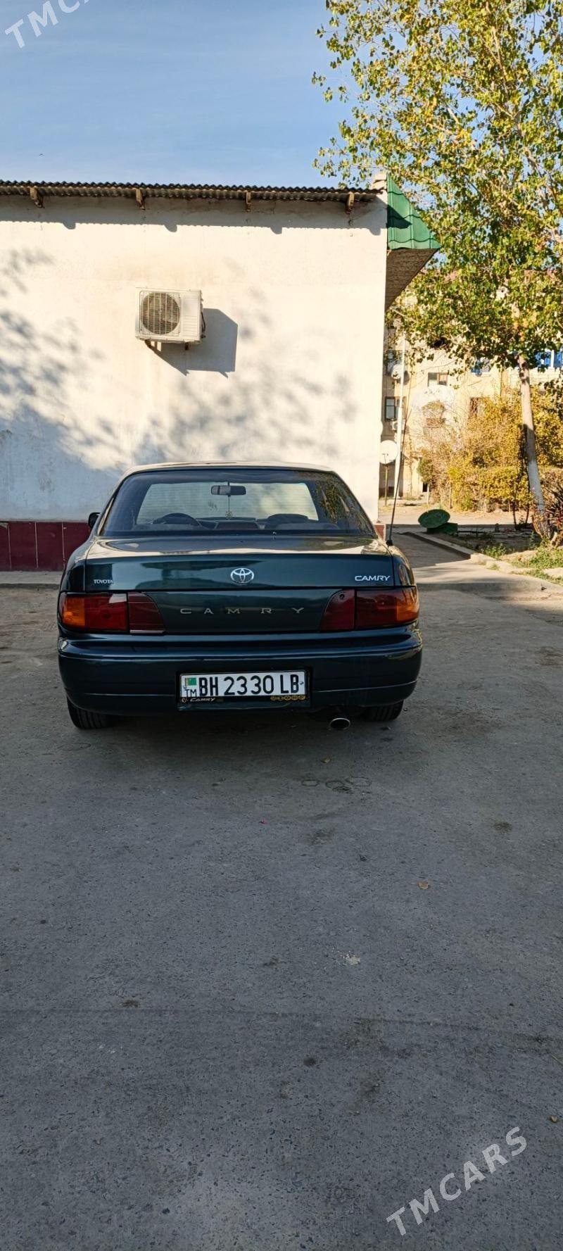 Toyota Camry 1993 - 83 000 TMT - Туркменабат - img 3