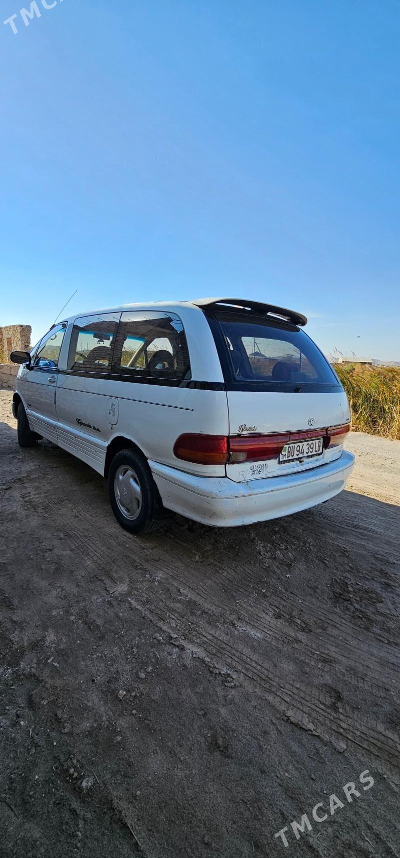 Toyota Previa 1992 - 50 000 TMT - Достлук - img 2