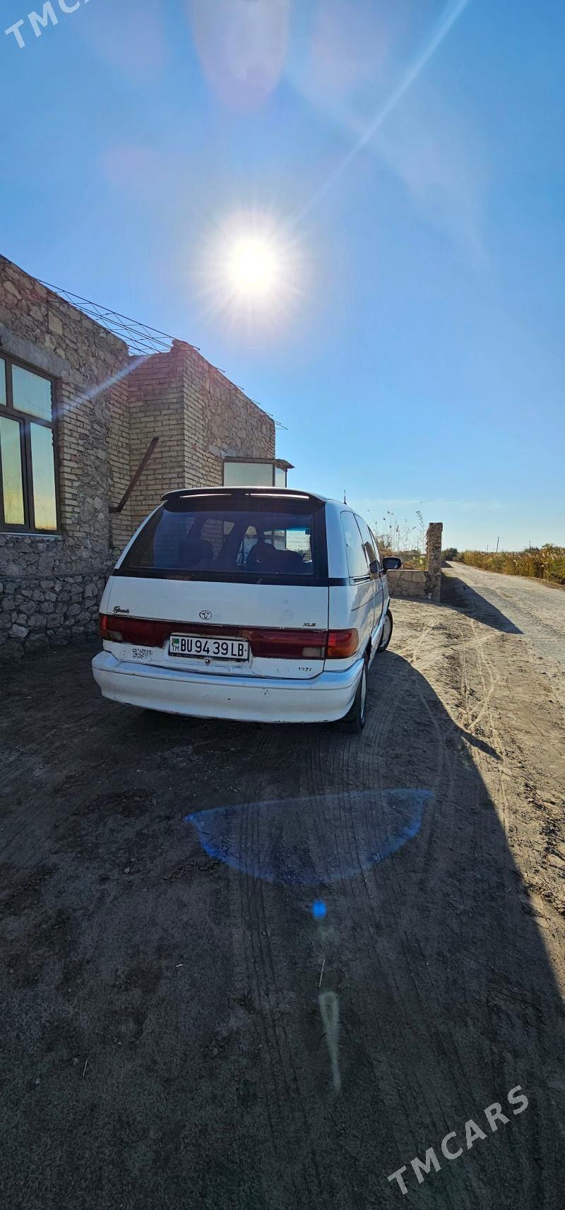 Toyota Previa 1992 - 50 000 TMT - Достлук - img 3