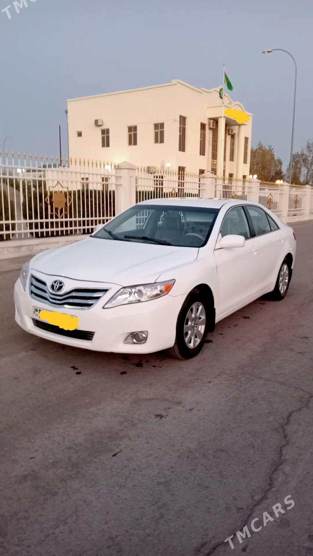 Toyota Camry 2011 - 200 000 TMT - Gubadag - img 1