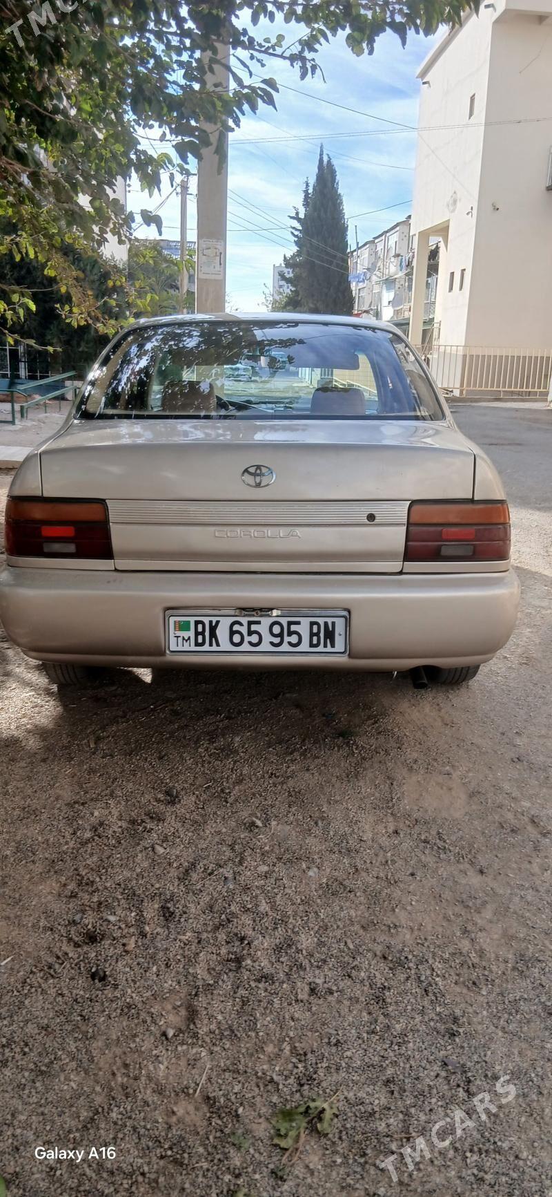 Toyota Corolla 1994 - 70 000 TMT - Туркменбаши - img 4
