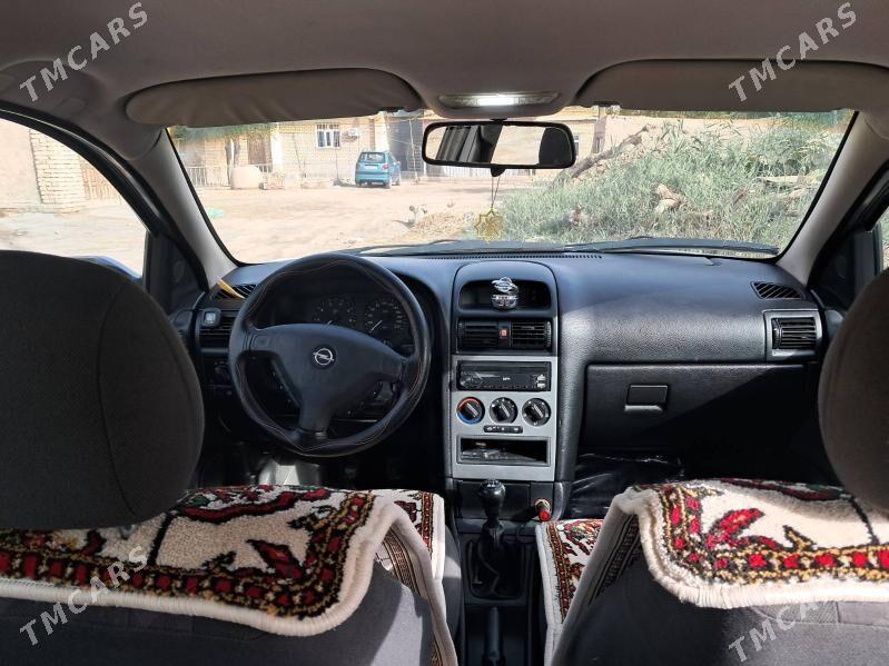 Opel Astra 2002 - 94 000 TMT - Гурбансолтан Едже - img 4