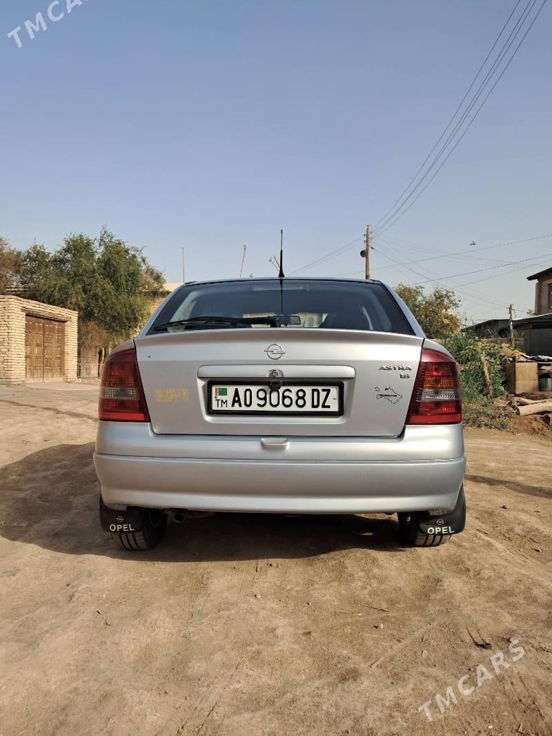 Opel Astra 2002 - 94 000 TMT - Гурбансолтан Едже - img 2