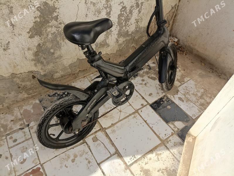 Welik skuter - Балканабат - img 1