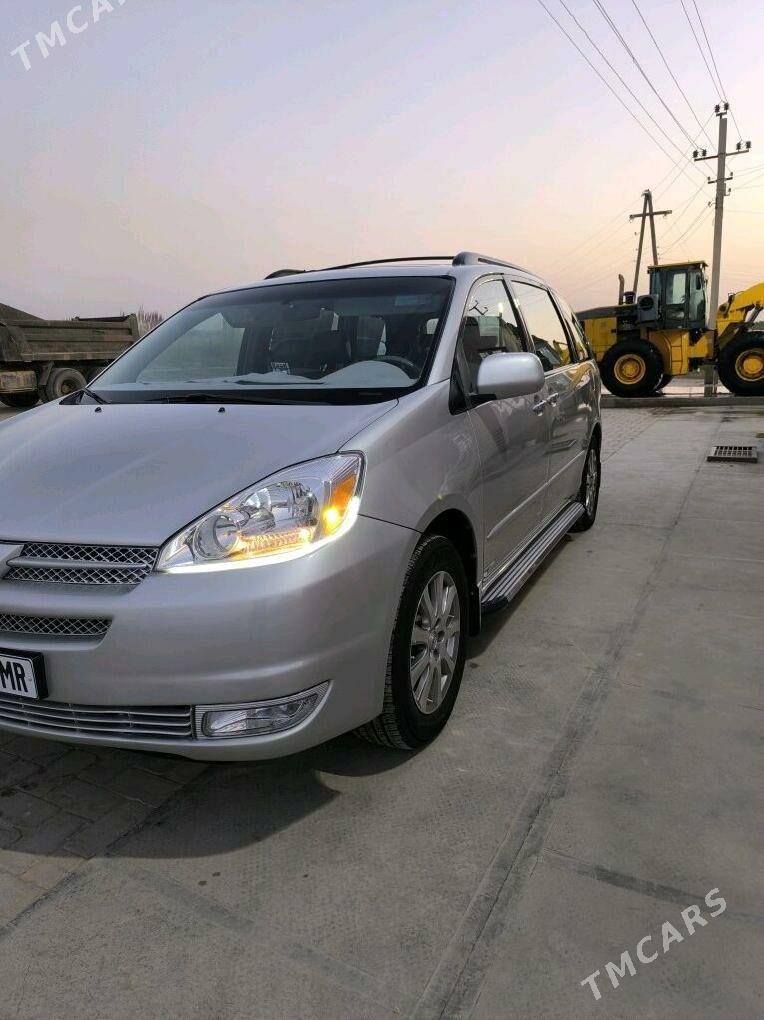 Toyota Sienna 2004 - 260 000 TMT - Мары - img 4