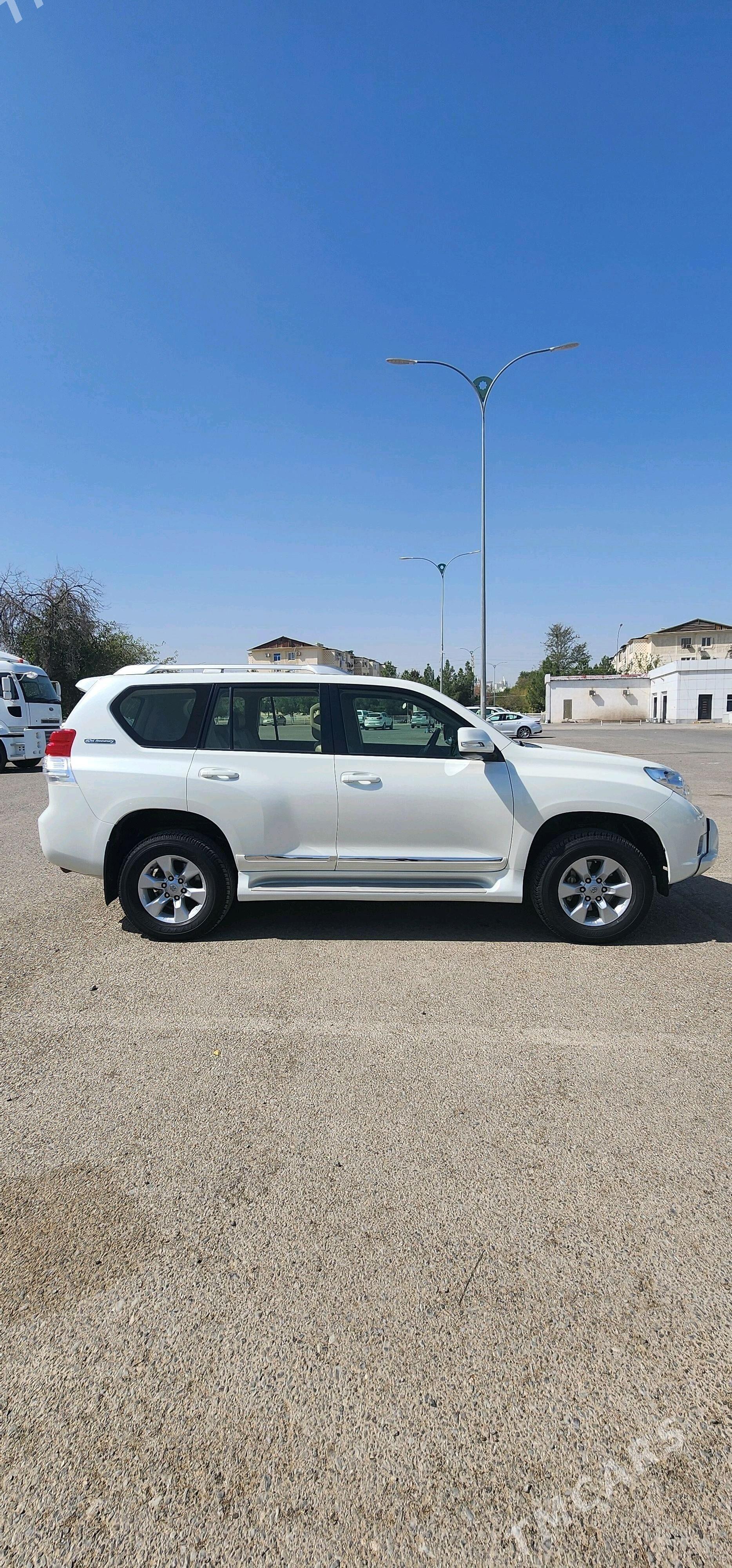 Toyota Land Cruiser Prado 2012 - 520 000 TMT - Aşgabat - img 2