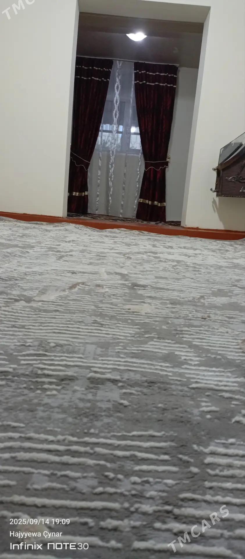 Arenda Jay - Mary - img 2